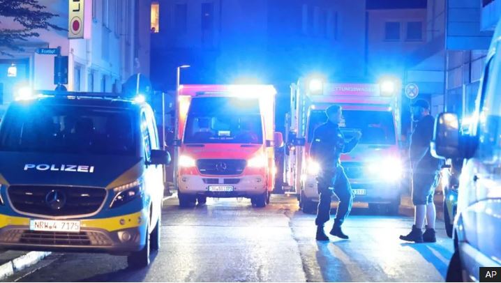 حمله با سلاح سرد در آلمان با ۳ کشته و ۴ مجروح