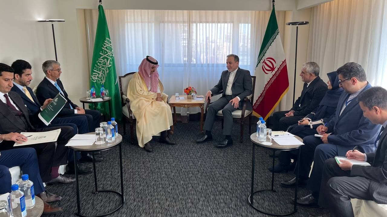 رایزنی‌های دیپلماتیک وزیر امور خارجه در نیویورک