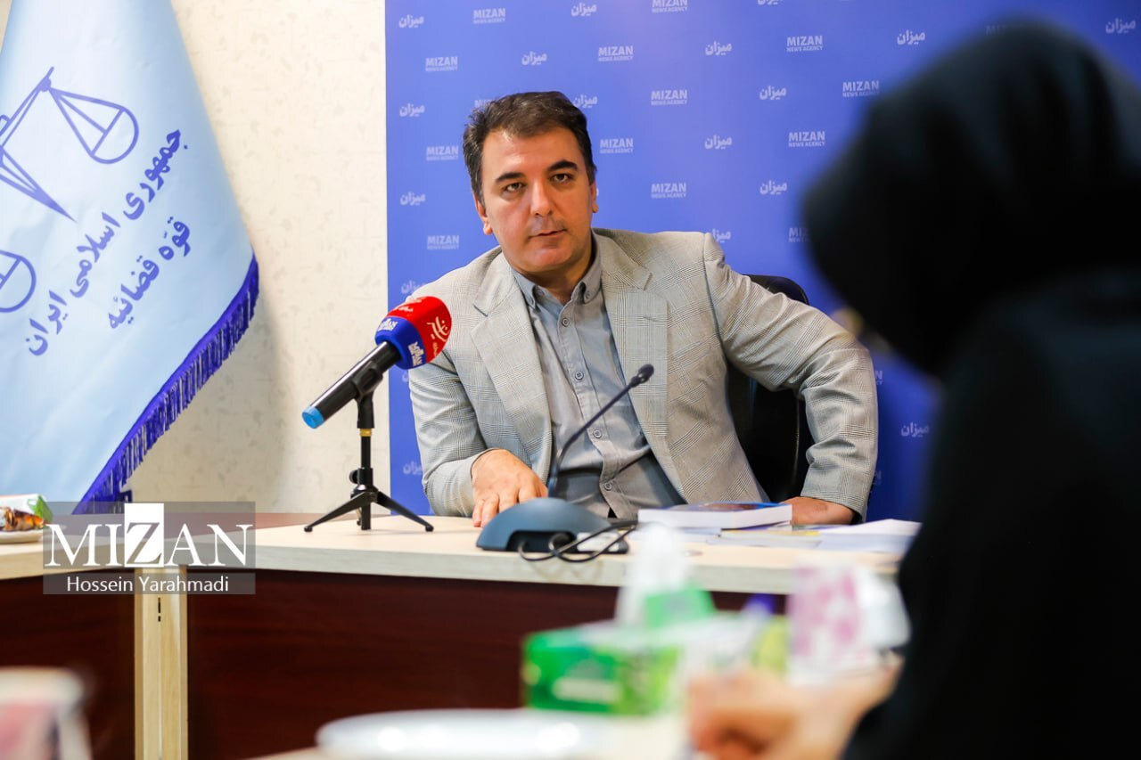 بازیابی تاریخ تمدن گمشده ایران بر پایه آیین دادگستری و شهریاری بازیابی تاریخ تمدن گمشده ایران بر پایه آیین دادگستری و شهریاری