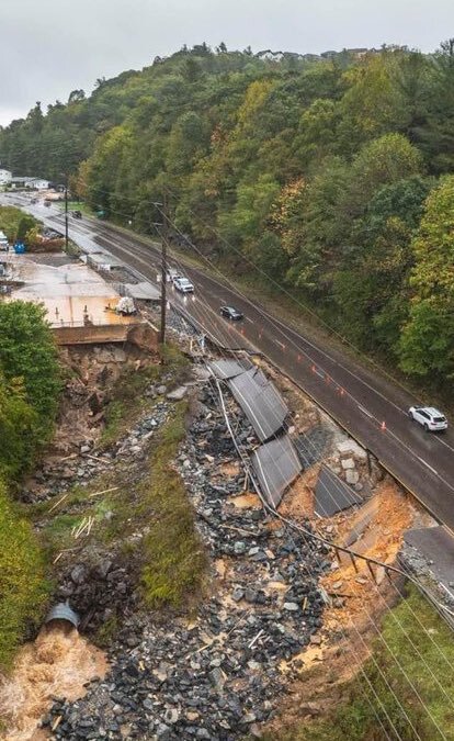 فاجعه طوفان هلین در آمریکا/ بیکفایتی مسئولان ثروتمندترین کشور جهان در رسیدگی به مشکلات مردم فاجعه طوفان هلین در آمریکا/ بیکفایتی مسئولان ثروتمندترین کشور جهان در رسیدگی به مشکلات مردم