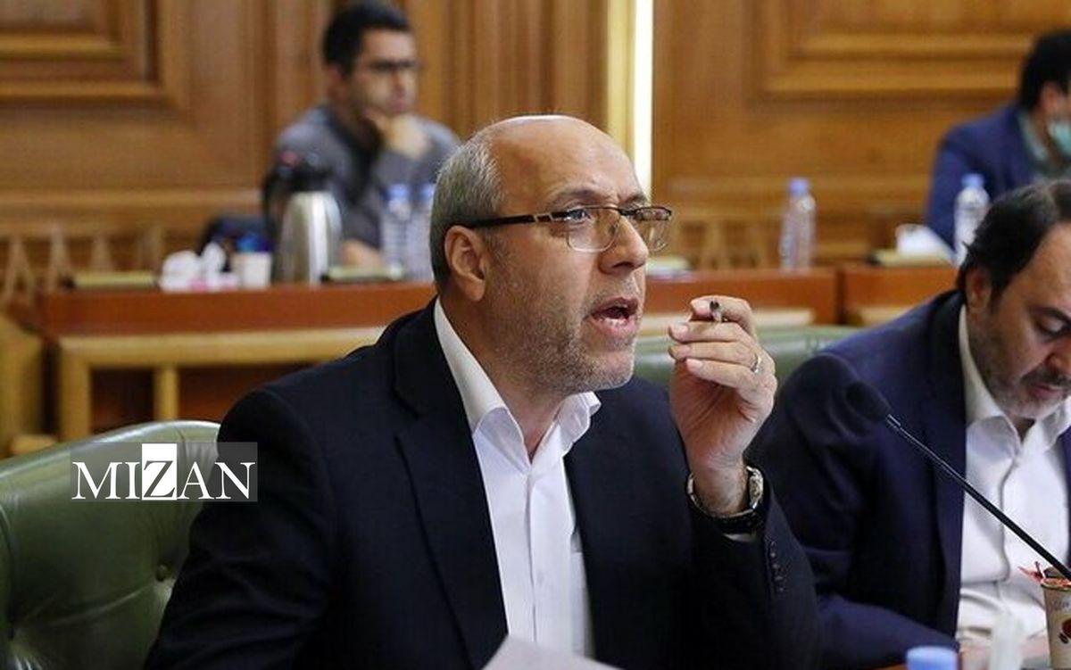 انتقاد رئیس کمیسیون عمران و حمل و نقل شورای شهر از مشکلات و چالش‌های ون‌تاکسی‌های پایتخت