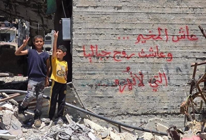 رژیم صهیونیستی خواستار تخلیه ۳ بیمارستان در غزه شد؛ حمله به چادرهای اسکان آوارگان در النصیرات رژیم صهیونیستی خواستار تخلیه ۳ بیمارستان در غزه شد؛ حمله به چادرهای اسکان آوارگان در النصیرات