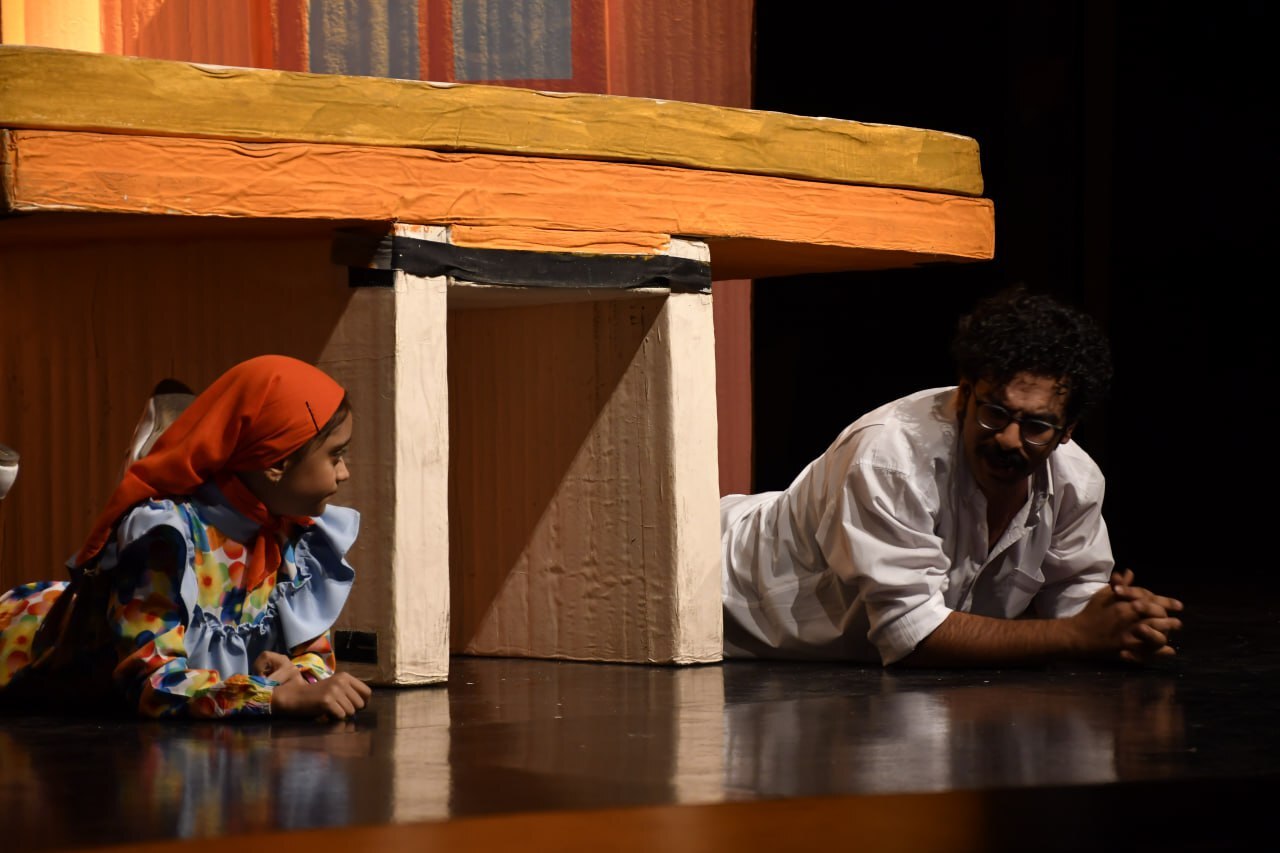 زنگ افتتاح نمایش «فقط خودم» نواخته شد