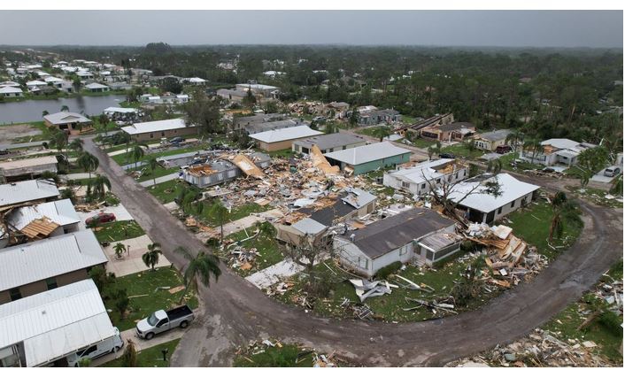 طوفان مرگبار هیلتون در آمریکا؛ 16 نفر جان باختند طوفان مرگبار هیلتون در آمریکا؛ 16 نفر جان باختند