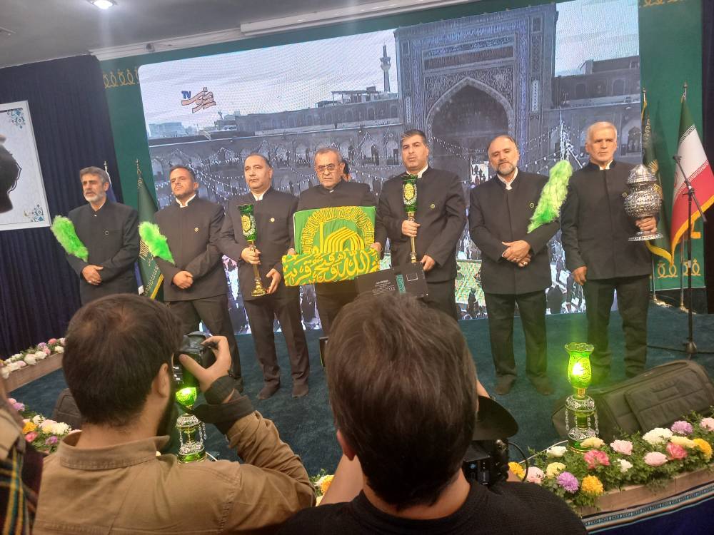 رواق زیر سطحی شیخ بهاءالدین با کمک واقفین ساخته می‌شود