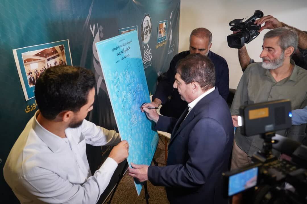 مخبر: مسائل بنیادین کشور در تعامل با مراکز رشد و فناوری قابل حل است