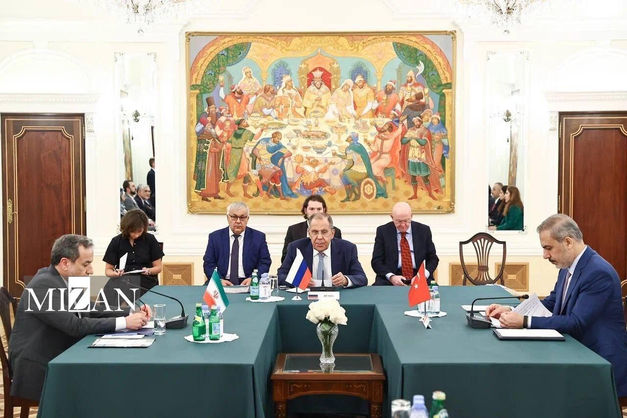 نشست سه‌جانبه وزیران خارجه کشور‌های عضو روند آستانه