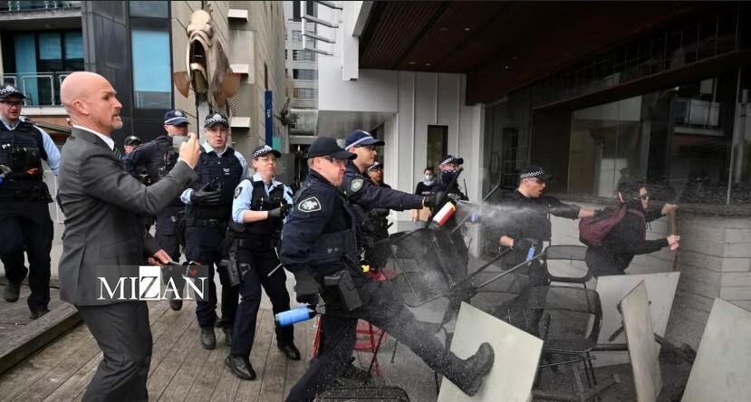 حمله افسران پلیس استرالیا به کودک ۱۳ در تظاهرات حمایت از لبنان و فلسطین