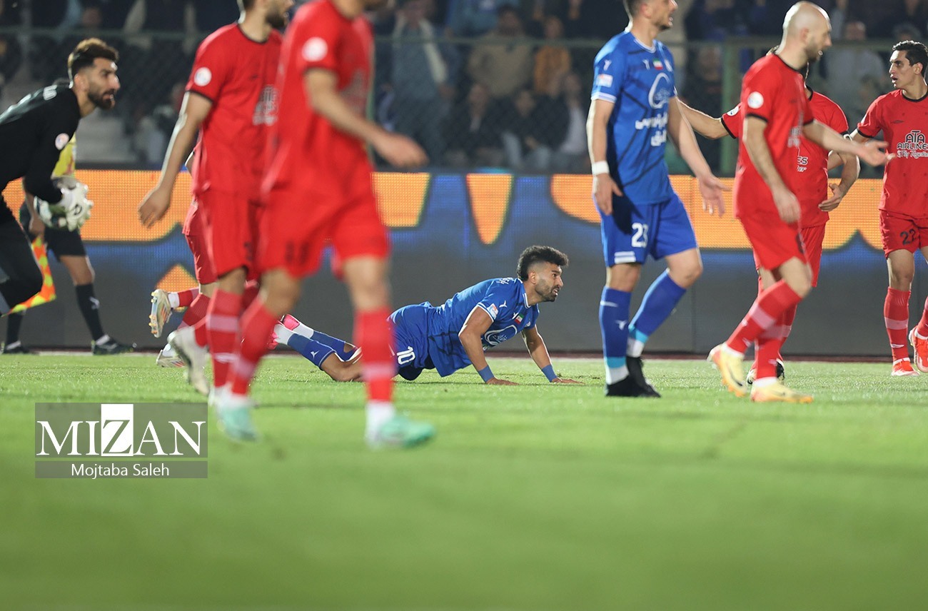 چرا استقلال روی نوارِ بُرد نمیرود؟/ صفر تا صدِ معضلات تاکتیکی و مدیریتی استقلال در فصل بیستوچهارم لیگ برتر چرا استقلال روی نوارِ بُرد نمیرود؟/ صفر تا صدِ معضلات تاکتیکی و مدیریتی استقلال در فصل بیستوچهارم لیگ برتر