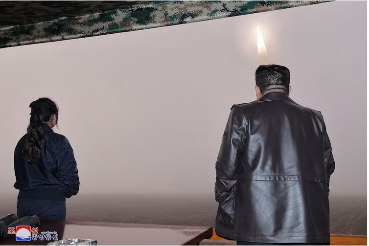 کره شمالی موشک قاره‌پیما جدید آزمایش کرد