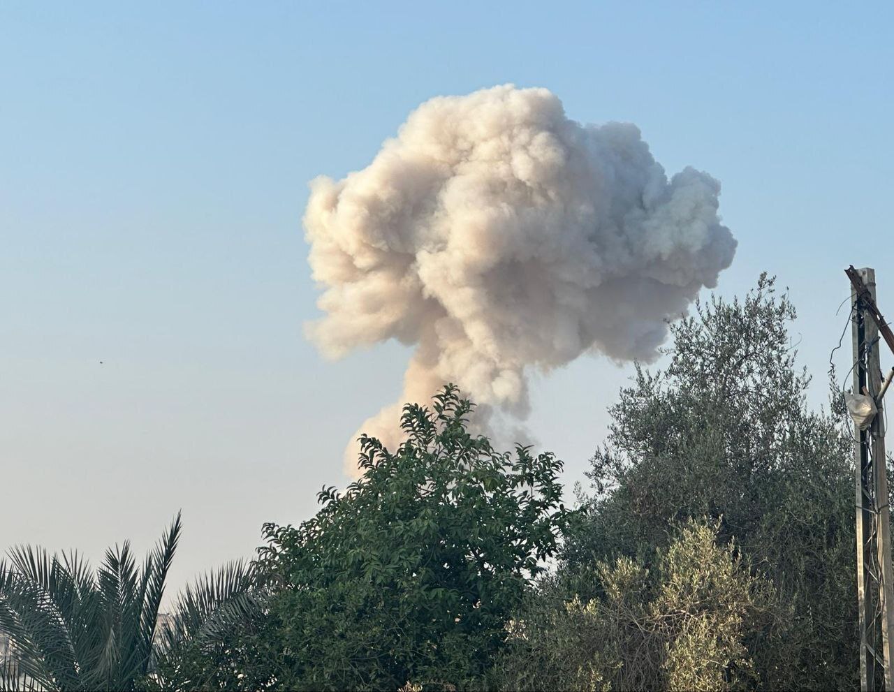 عملیات موشکی حزبالله در شمال اراضی اشغالی؛ چند پایگاه رژیم صهیونیستی هدف قرار گرفت عملیات موشکی حزبالله در شمال اراضی اشغالی؛ چند پایگاه رژیم صهیونیستی هدف قرار گرفت