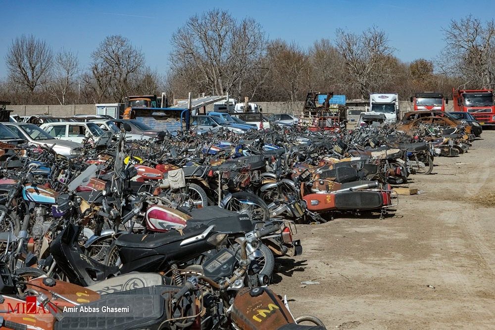 اقدامات مهم دادگستری کل استان تهران برای تعیین تکلیف وسایل نقلیه موجود در پارکینگ‌ها/ تشکیل پرونده قضایی برای ۷۸ هزار و ۳۰۴ دستگاه موتور؛ انجام تشریفات قانونی برای ۱۷ هزار و ۱۸ خودرو