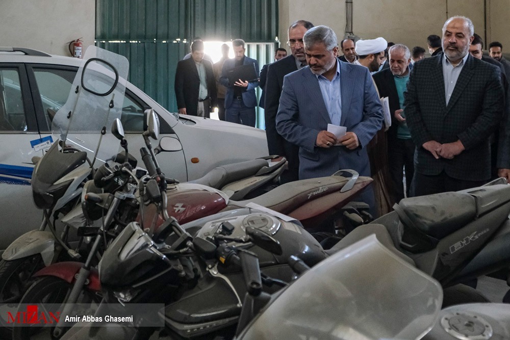 اقدامات مهم دادگستری کل استان تهران برای تعیین تکلیف وسایل نقلیه موجود در پارکینگ‌ها/ تشکیل پرونده قضایی برای ۷۸ هزار و ۳۰۴ دستگاه موتور؛ انجام تشریفات قانونی برای ۱۷ هزار و ۱۸ خودرو