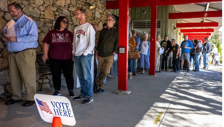 آخرین اخبار و حواشی انتخابات آمریکا ۲۰۲۴/ رقابت نزدیک هریس و ترامپ در ۷ ایالت کلیدی