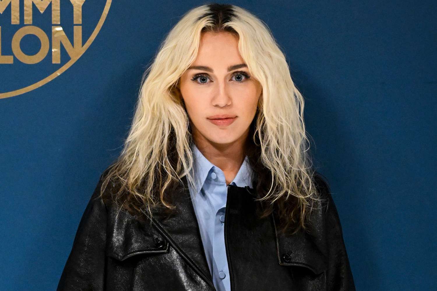 سلبریتی‌های آمریکایی که تهدید کرده بودند در صورت پیروزی ترامپ آمریکا را ترک می‌کنند