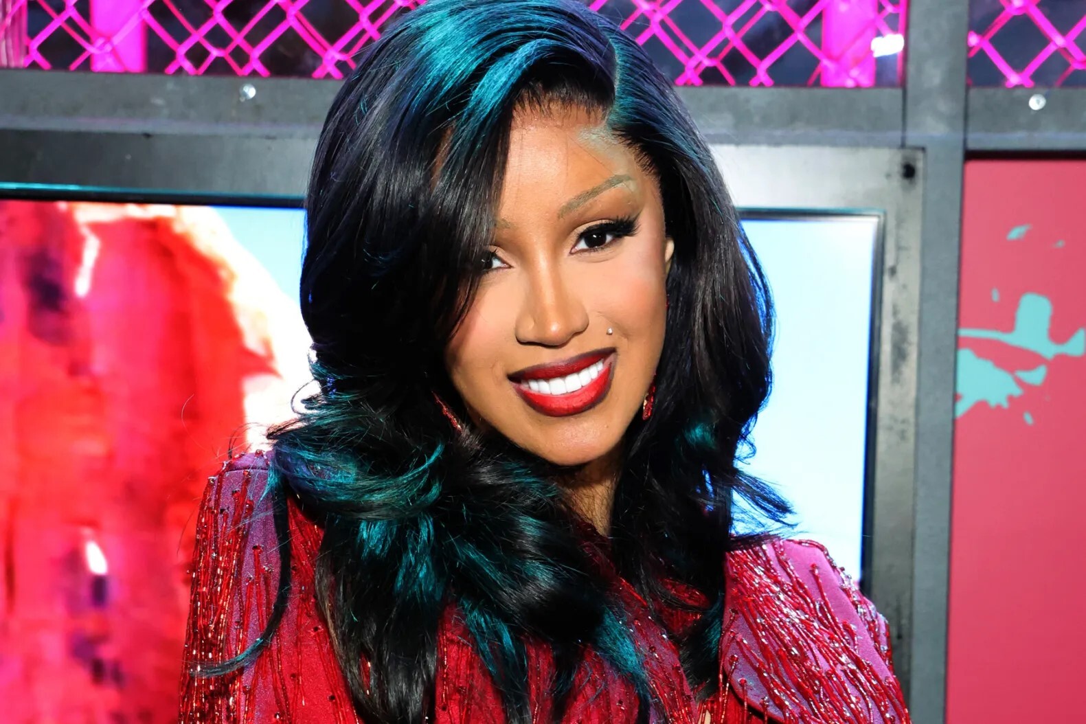 سلبریتی‌های آمریکایی که تهدید کرده بودند در صورت پیروزی ترامپ آمریکا را ترک می‌کنند