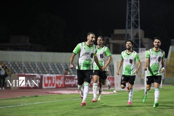 پاگشای مربی آفریقایی در لُر آره‌نا/ دوئل استقلال و خیبر برای فرار از بحران