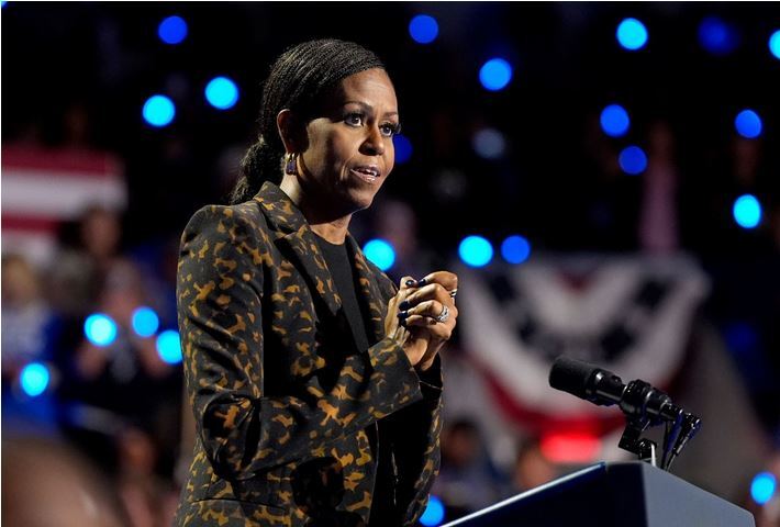 آخرین اخبار و حواشی انتخابات آمریکا ۲۰۲۴/ ادامه رقابت برابر هریس و ترامپ در نظرسنجی‌های سراسری