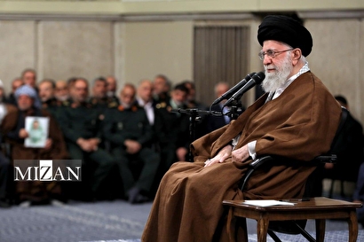 رهبر انقلاب: کیفیت فهماندن قدرت و اراده ملت ایران به رژیم صهیونیستی را باید مسئولان تشخیص دهند