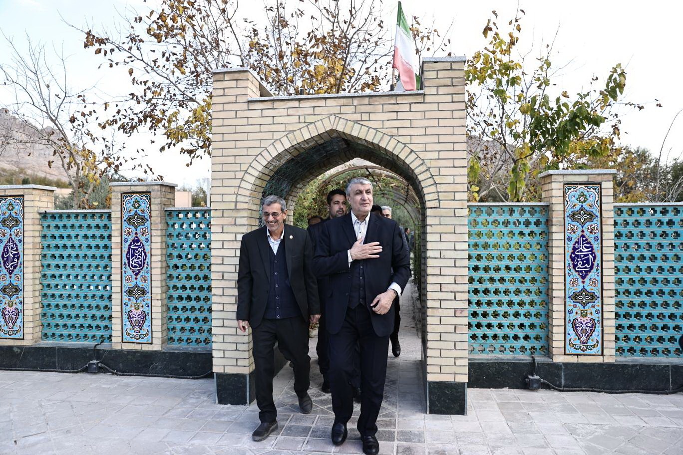 بازدید رییس سازمان انرژی اتمی از دانشگاه صنعتی اصفهان بازدید رییس سازمان انرژی اتمی از دانشگاه صنعتی اصفهان