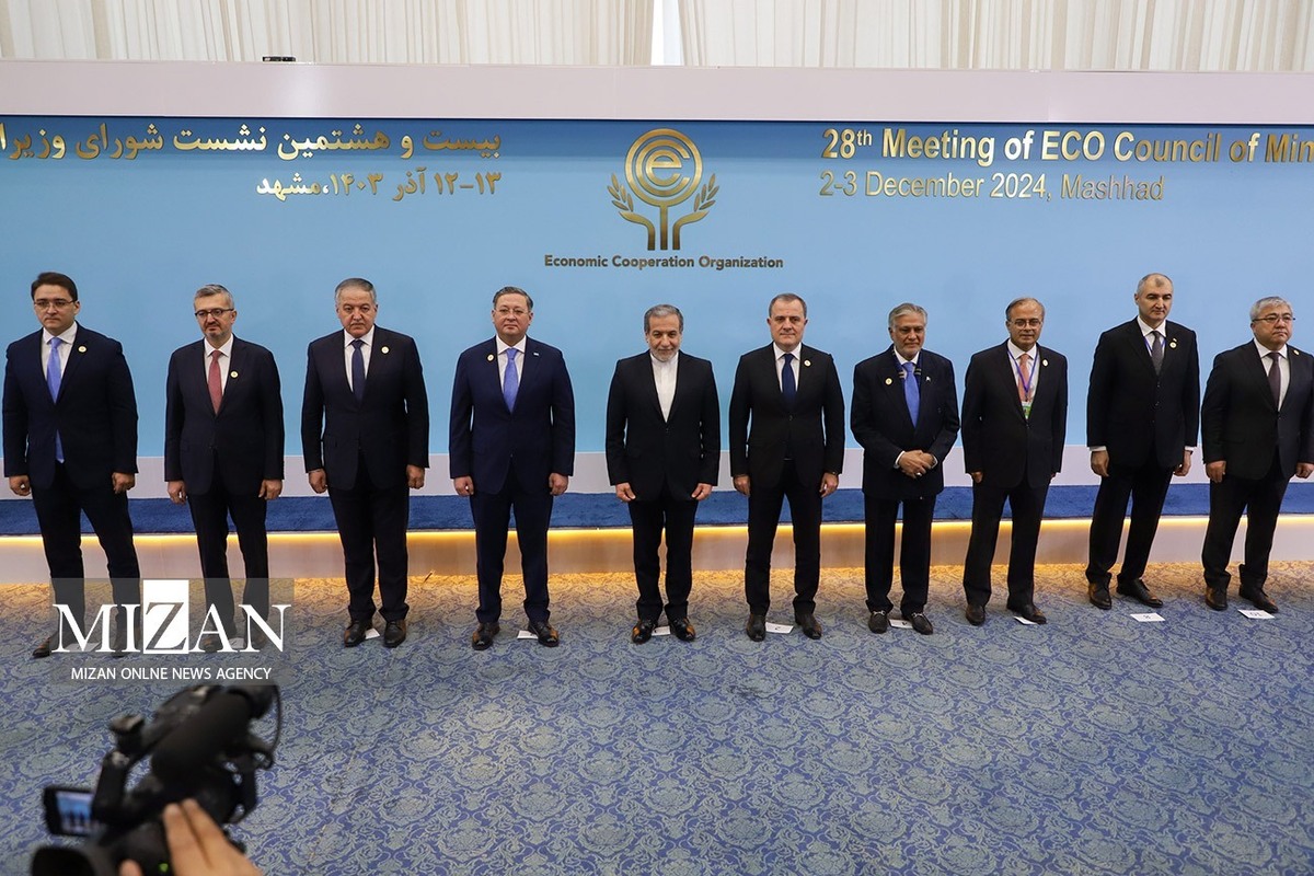 دیدارهای دیپلماتیک عراقچی در حاشیه نشست شورای وزیران خارجه اکو دیدارهای دیپلماتیک عراقچی در حاشیه نشست شورای وزیران خارجه اکو