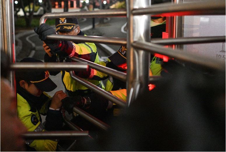 زلزله سیاسی در کره جنوبی؛ دستیاران ارشد کابینه استعفای خود را اعلام کردند