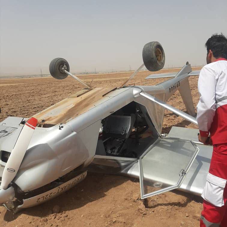 سقوط یک هواپیمای آموزشی در فارس