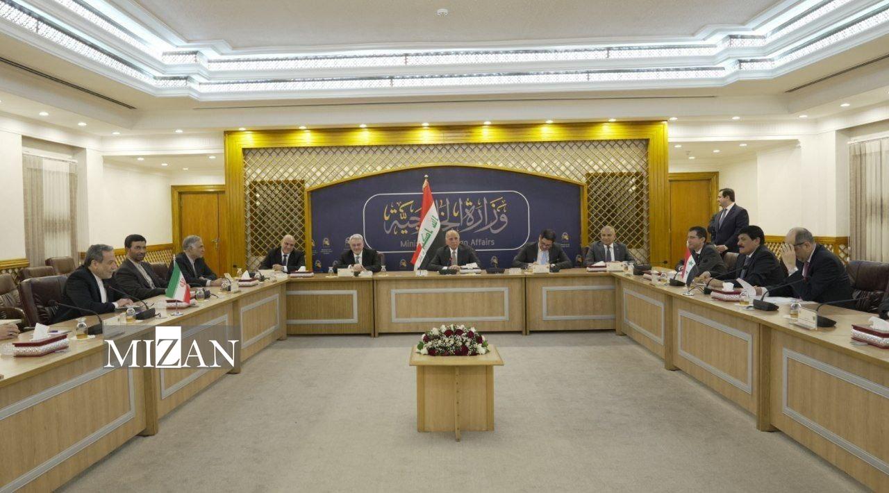 نشست وزیران خارجه ایران، عراق و سوریه در بغداد؛ عراقچی با السودانی دیدار کرد نشست وزیران خارجه ایران، عراق و سوریه در بغداد؛ عراقچی با السودانی دیدار کرد