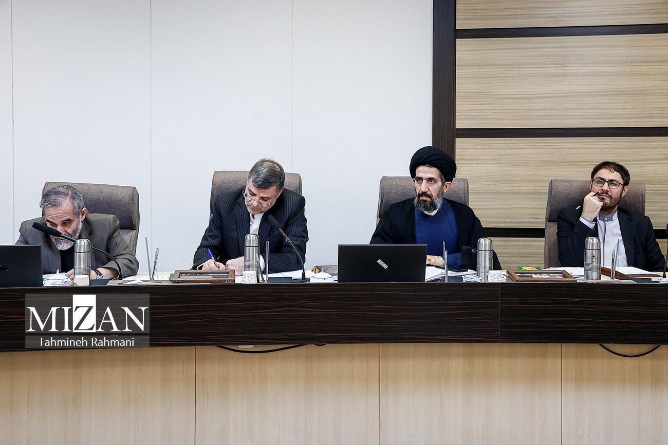 دیدار مجمع نمایندگان استان کردستان با معاون اول قوه قضاییه/ حجت‌الاسلام والمسلمین خلیلی: مشکلات مردم استان احصا و توسط نمایندگان و دستگاه قضایی و اجرایی پیگیری شود