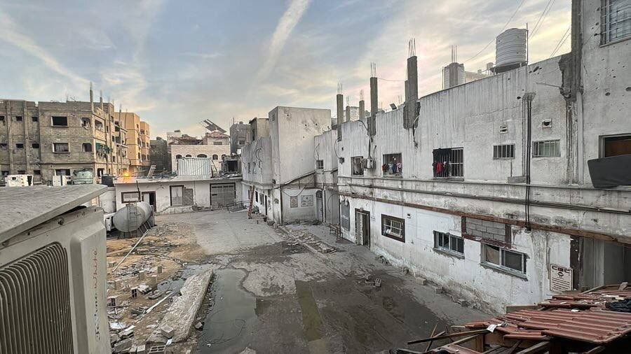 قتلعام غیرنظامیان از سوی رژیم صهیونیستی در اطراف بیمارستان کمالعدوان قتلعام غیرنظامیان از سوی رژیم صهیونیستی در اطراف بیمارستان کمالعدوان