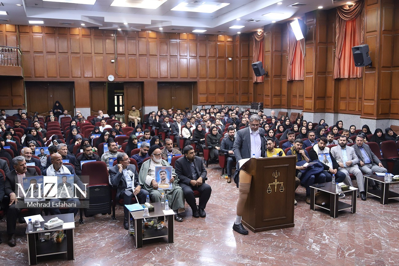 دادگاه رسیدگی به پرونده دادخواهی شهدای مدافعان امنیت واقعه تروریستی خاش زاهدان/ رسیدگی به حادثه تروریستی که منجر به شهادت ۲۷ نفر شد/ روایت جانبازان حادثه از روز واقعه