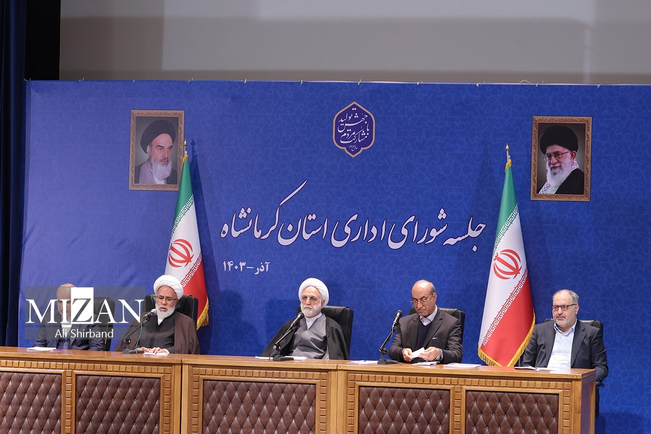 رئیس قوه قضاییه:در تعامل با بخش خصوصی باید بازنگری کنیم/ تکریم ارباب رجوع از موضوعات بسیار حائز اهمیت در دستگاه قضایی است