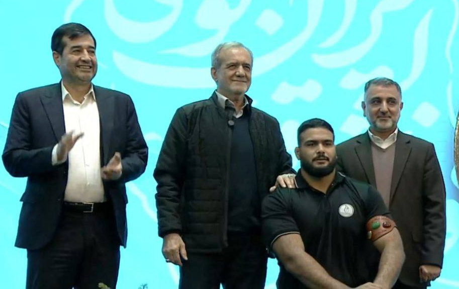 مراسم تجلیل از قهرمانان و مدالآوران المپیک و پارالمپیک پاریس آغاز شد +فیلم مراسم تجلیل از قهرمانان و مدالآوران المپیک و پارالمپیک پاریس آغاز شد +فیلم