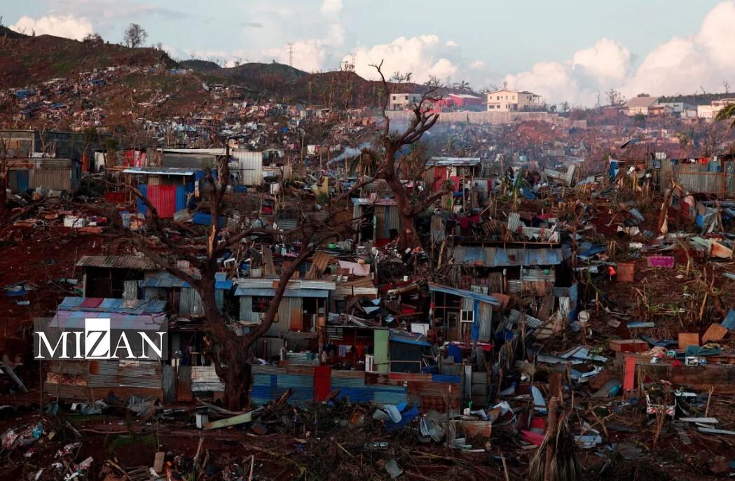 ۷۰ کشته و زخمی بر اثر طوفان در مایوت؛ احتمال افزایش تلفات به هزار نفر ۷۰ کشته و زخمی بر اثر طوفان در مایوت؛ احتمال افزایش تلفات به هزار نفر