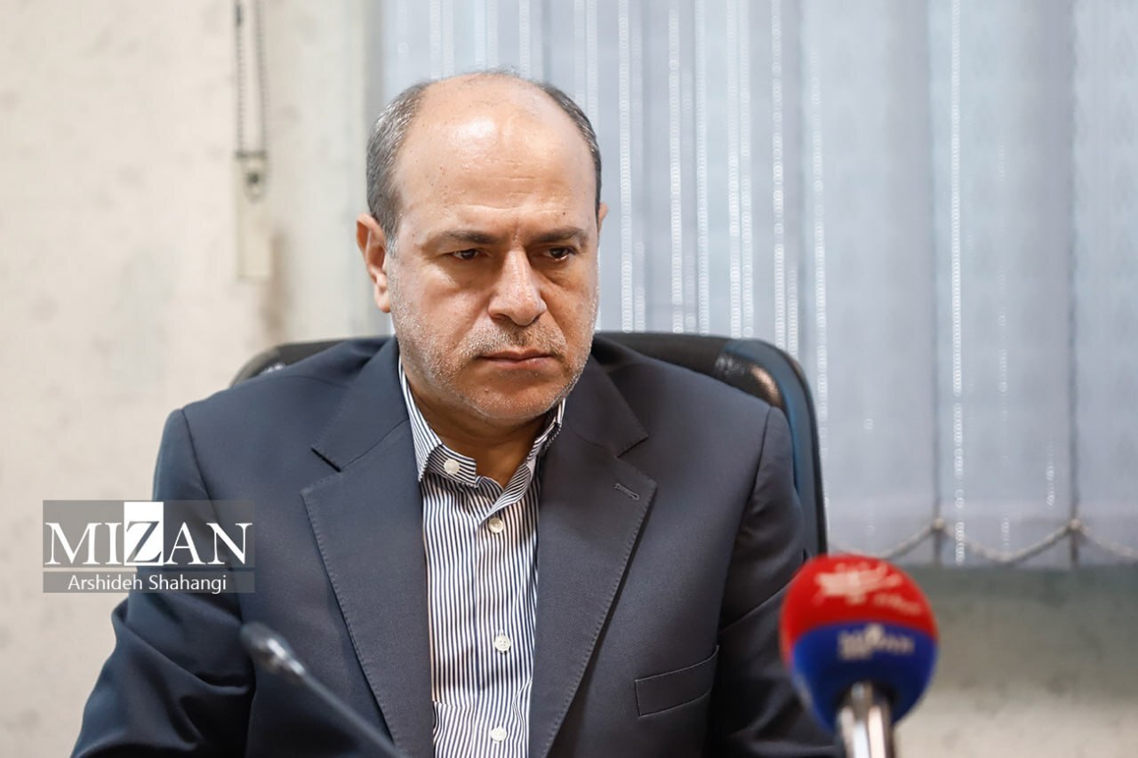 نشست تخصصی بررسی و آسیب شناسی «قانون الزام به ثبت رسمی اموال غیر منقول»