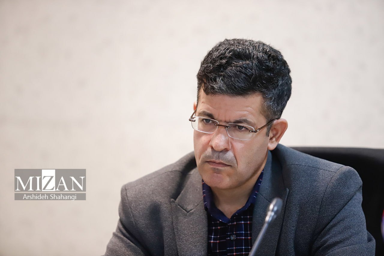 نشست تخصصی بررسی و آسیب شناسی «قانون الزام به ثبت رسمی اموال غیر منقول»