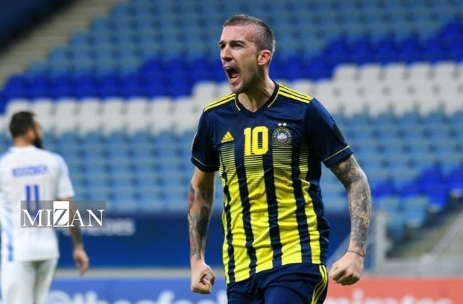 استقلال - پاختاکور؛