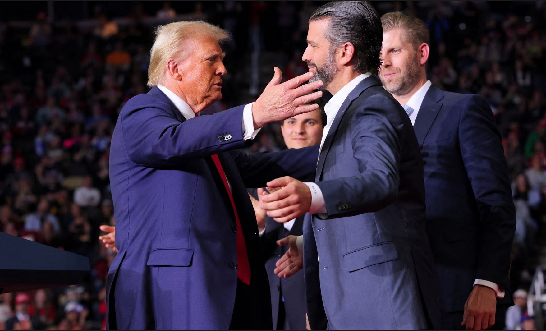 خودداری آژانسهای فدرال آمریکا از همکاری با تیم ترامپ خودداری آژانسهای فدرال آمریکا از همکاری با تیم ترامپ