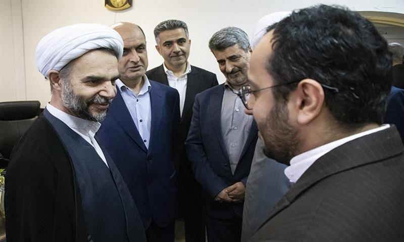 همایش قضات و کارکنان دادگستری استان گیلان با حضور معاون اول قوه قضاییه برگزار شد/بازدید از دادگاه صلح استان همایش قضات و کارکنان دادگستری استان گیلان با حضور معاون اول قوه قضاییه برگزار شد/بازدید از دادگاه صلح استان