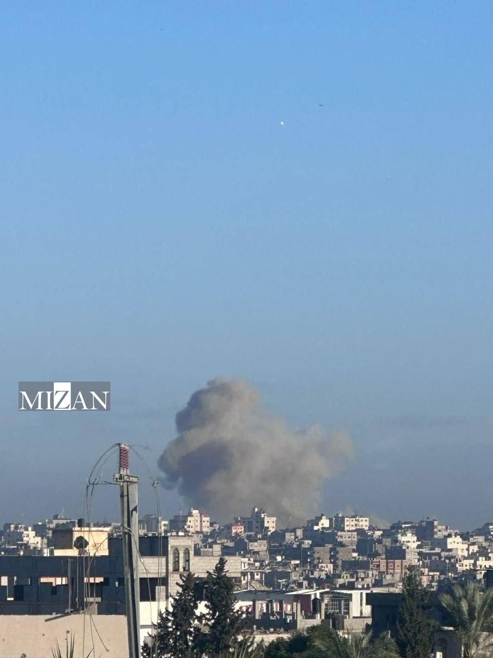 حمله رژیم صهیونیستی به چادرهای آوارگان در غزه؛ موج بازگشت لبنانیها به جنوب بیروت حمله رژیم صهیونیستی به چادرهای آوارگان در غزه؛ موج بازگشت لبنانیها به جنوب بیروت