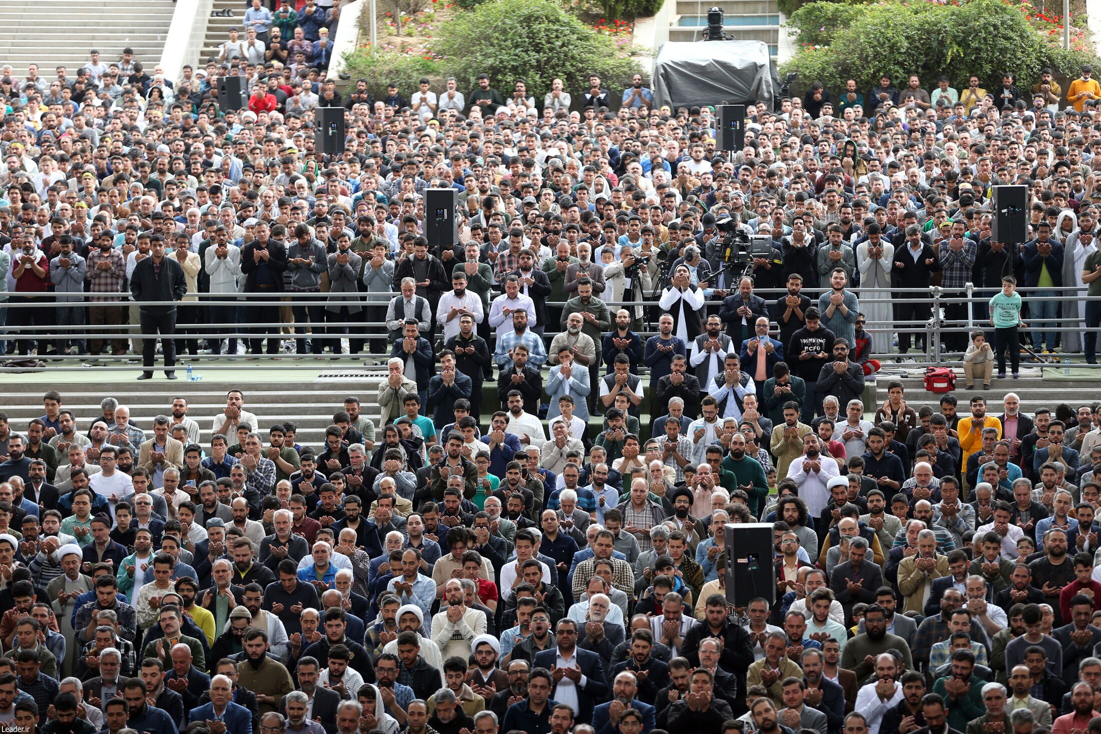 رهبر انقلاب: رژیم صهیونیستی باید از فلسطین ریشهکن بشود/ اگر شرارتی صورت بگیرد قطعا ضربه متقابل محکمی خواهند خورد رهبر انقلاب: رژیم صهیونیستی باید از فلسطین ریشهکن بشود/ اگر شرارتی صورت بگیرد قطعا ضربه متقابل محکمی خواهند خورد