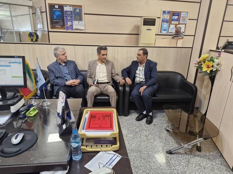 بازدید بازرس کل امور بانکها و بیمه سازمان بازرسی از برخی شعب بانکها در شهرری اخبار هفته
