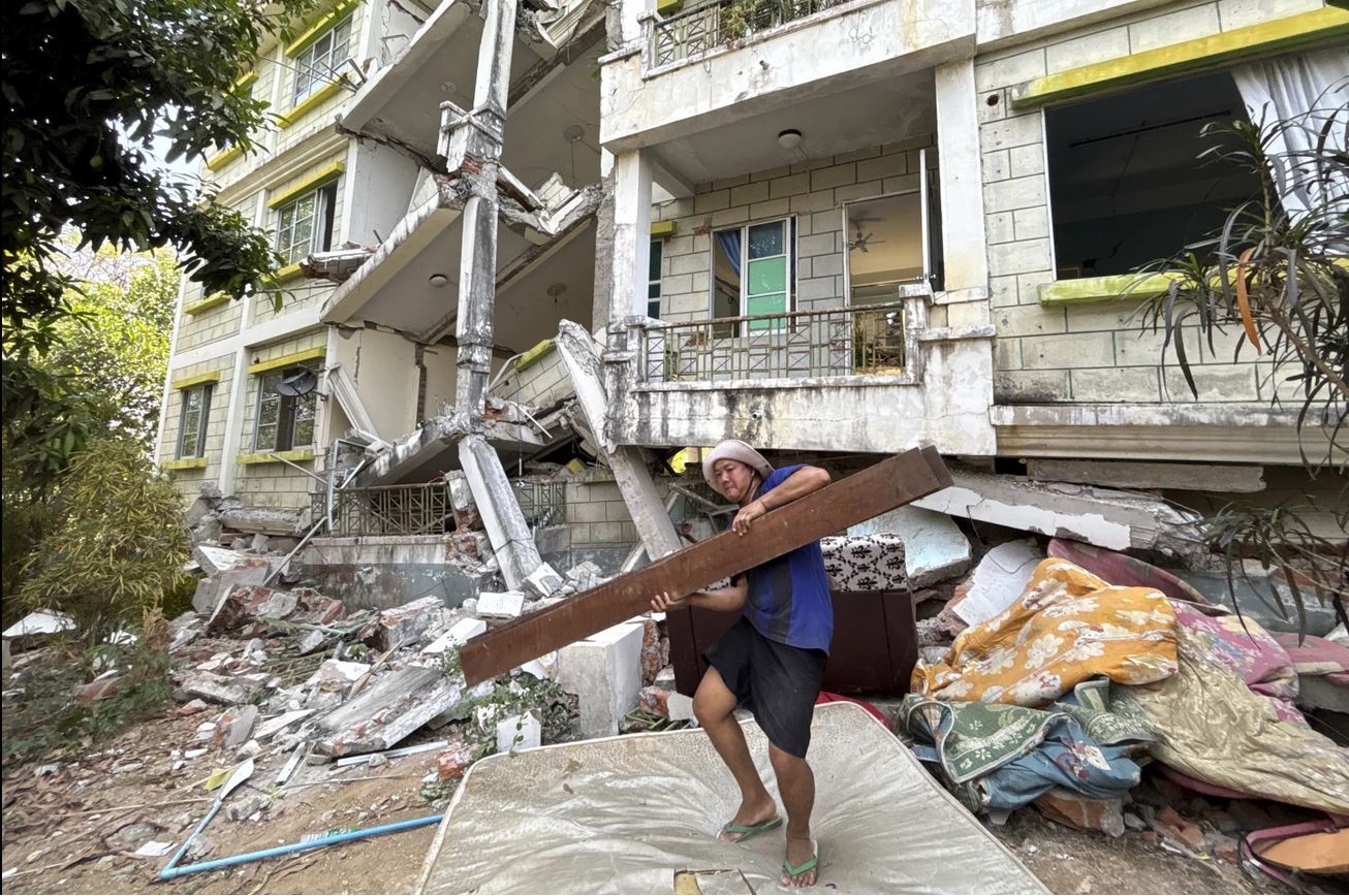 افزایش قربانیان زمین لرزه میانمار به بیش از 3 هزار و 300 نفر