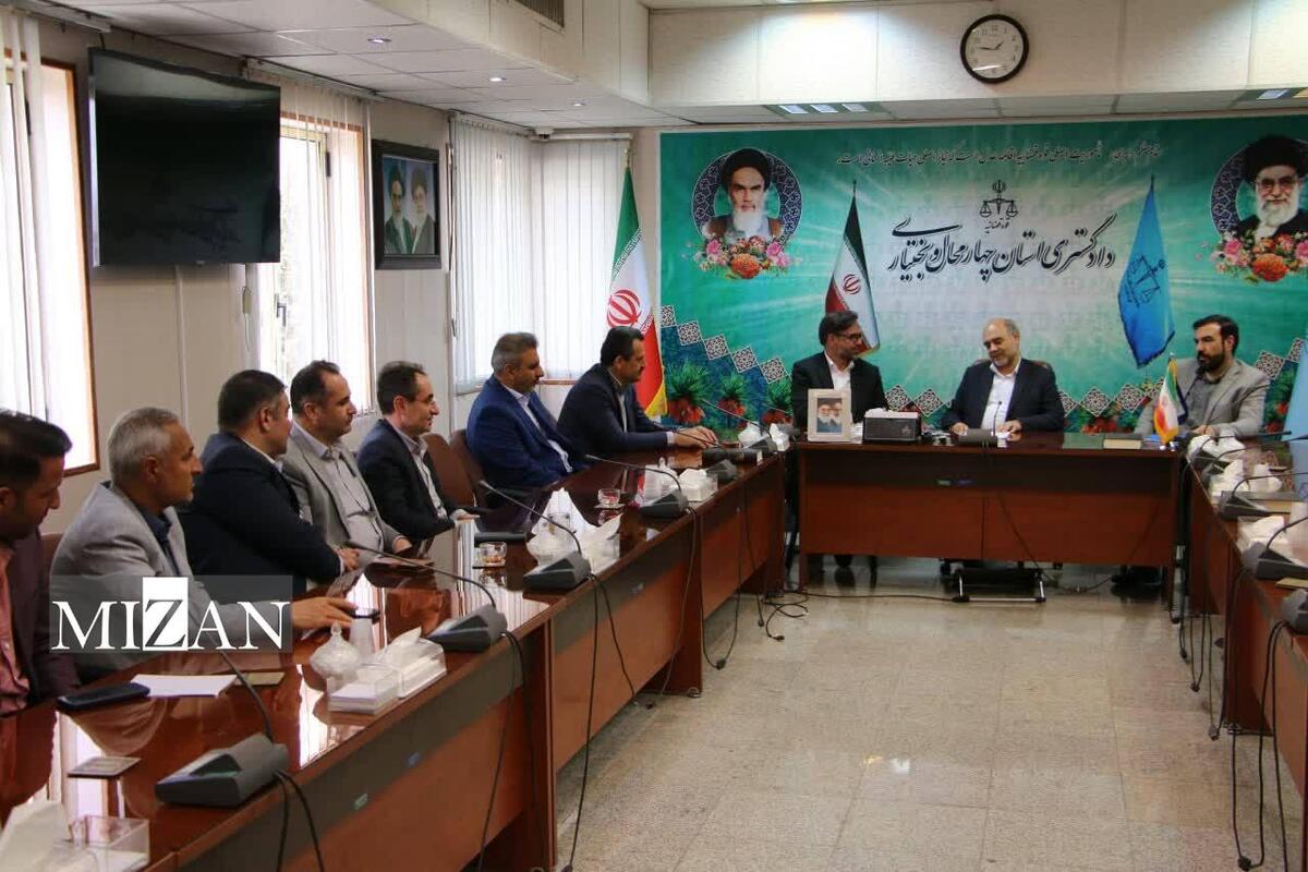 رئیس کل دادگستری چهارمحال و بختیاری: باید بستر‌های قانونی و حقوقی مناسب برای تحقق شعار سال ایجاد شود