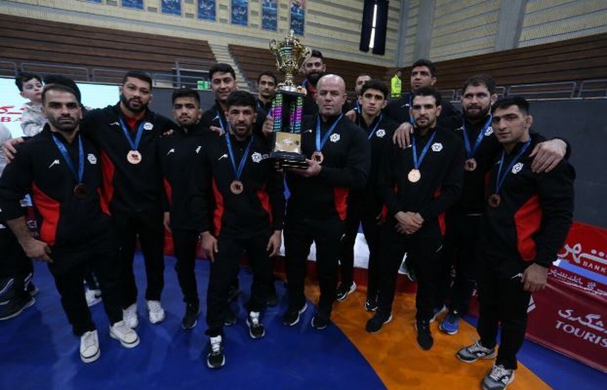 انتقاد ویسی از خُلف وعده مسئولان تیم بانک گردشگری در لیگ جهانی کشتی/ سهیلی: متاسفانه به تعهداتشان عمل نکردند