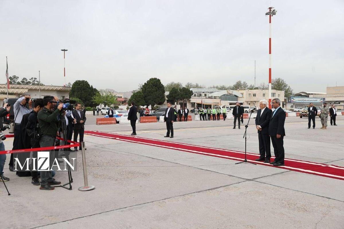 معاون اول رئیس‌جمهور وارد مشهد مقدس شد