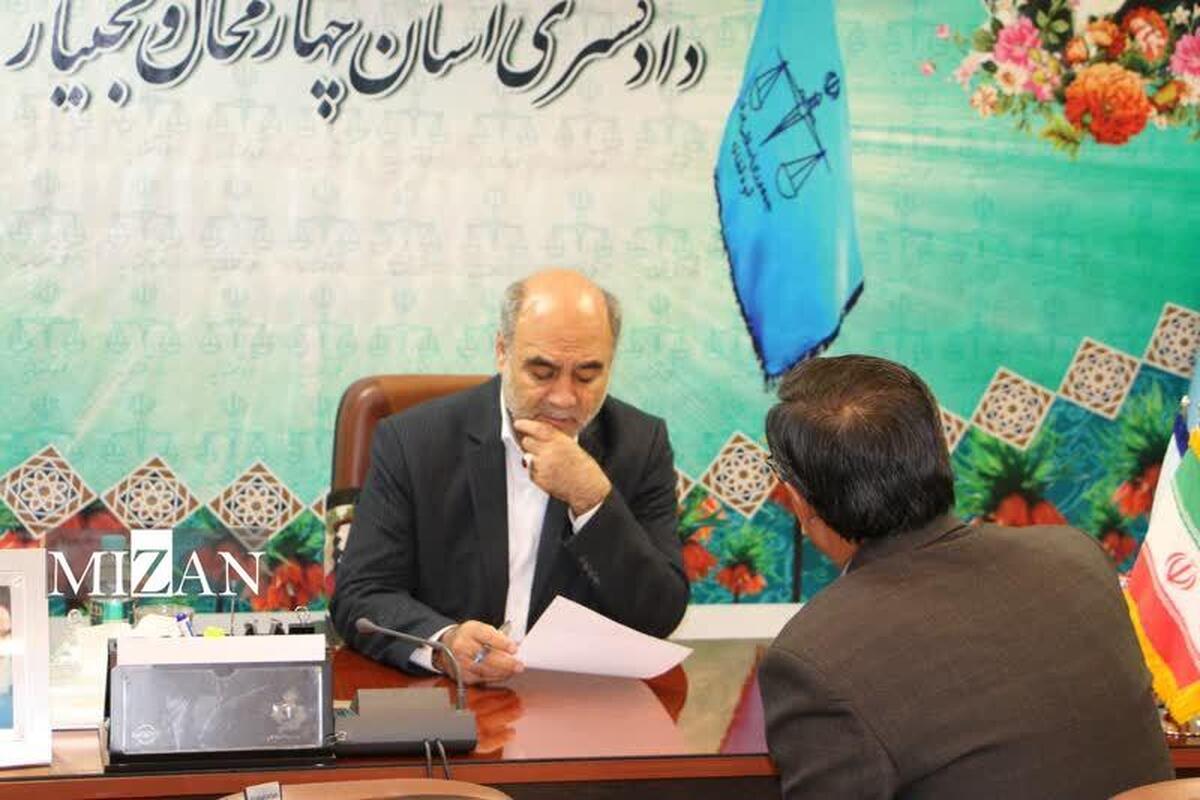 رئیس کل دادگستری چهارمحال و بختیاری به درخواست ۷۳ نفر از مراجعان رسیدگی کرد
