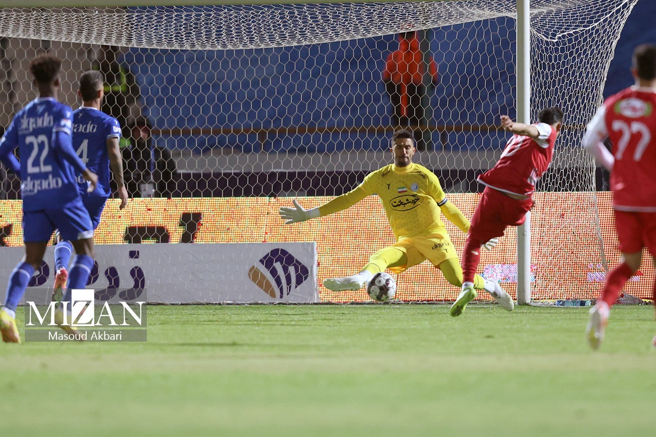 استقلال ۱۴۰۳؛ از ناکامیهای تاریخی تا بحرانهای همیشگی/ تیم محبوب پایتخت چگونه به زمین خورد استقلال ۱۴۰۳؛ از ناکامیهای تاریخی تا بحرانهای همیشگی/ تیم محبوب پایتخت چگونه به زمین خورد