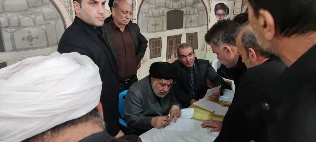 بیش از ۱۵ هزار ملاقات مردمی در مجتمع‌ها، شهرستان‌ها و حوزه‌های قضایی استان قم در سال ۱۴۰۳ برگزار شد