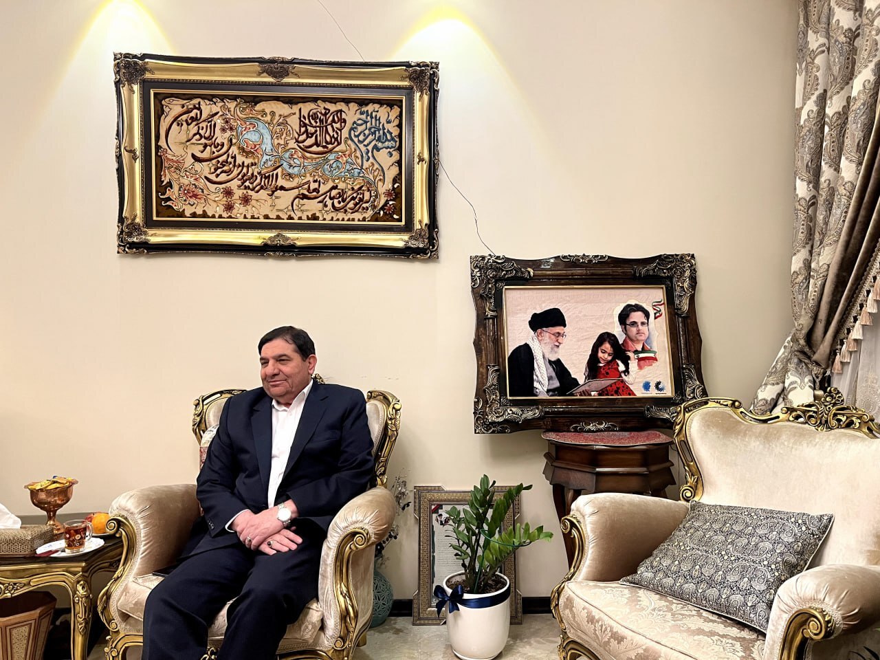 مخبر: خون شهیدان هسته‌ای چراغ راه علم و فناوری کشور است/امروز فناوری بومی هسته‌ای یکی از مولفه‌های اصلی اقتدار و قدرت ملی است